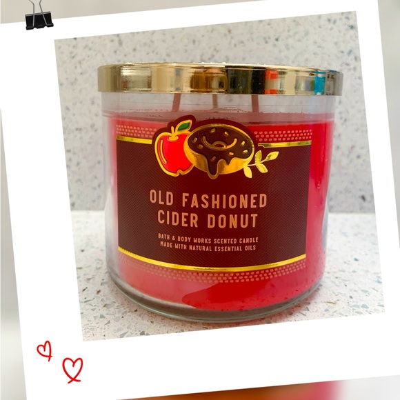 Bath and Body Works Old Fashioned Cider Donut candle - Picture 8 of 8